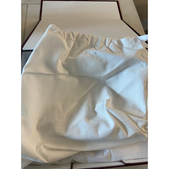 Gucci GG Marmont Small Matelassé Camera Bag – Black (Style 447632 DTDIT 1000) - Picture 6 of 8